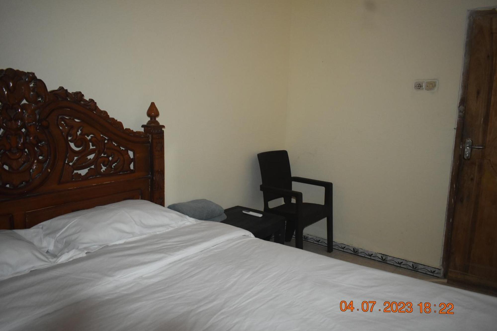 Four-G Home Stay & Komodo Tour Labuan Bajo Zewnętrze zdjęcie