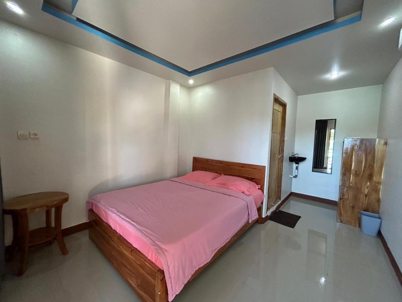 Four-G Home Stay & Komodo Tour Labuan Bajo Zewnętrze zdjęcie