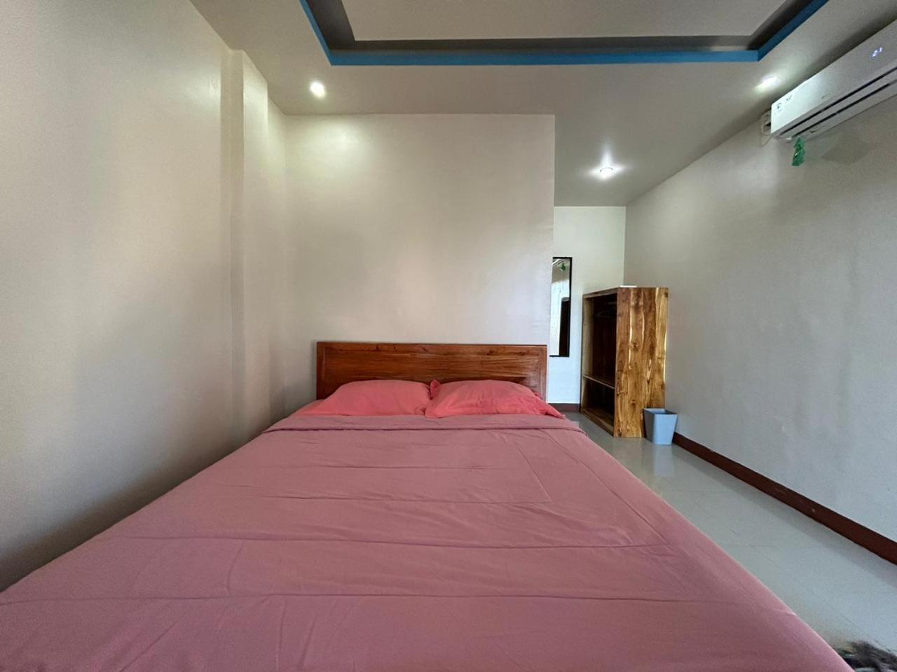 Four-G Home Stay & Komodo Tour Labuan Bajo Zewnętrze zdjęcie